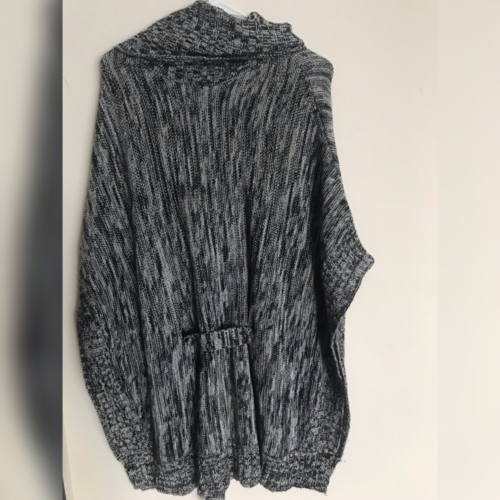 Long sweater - Picture 2 of 2